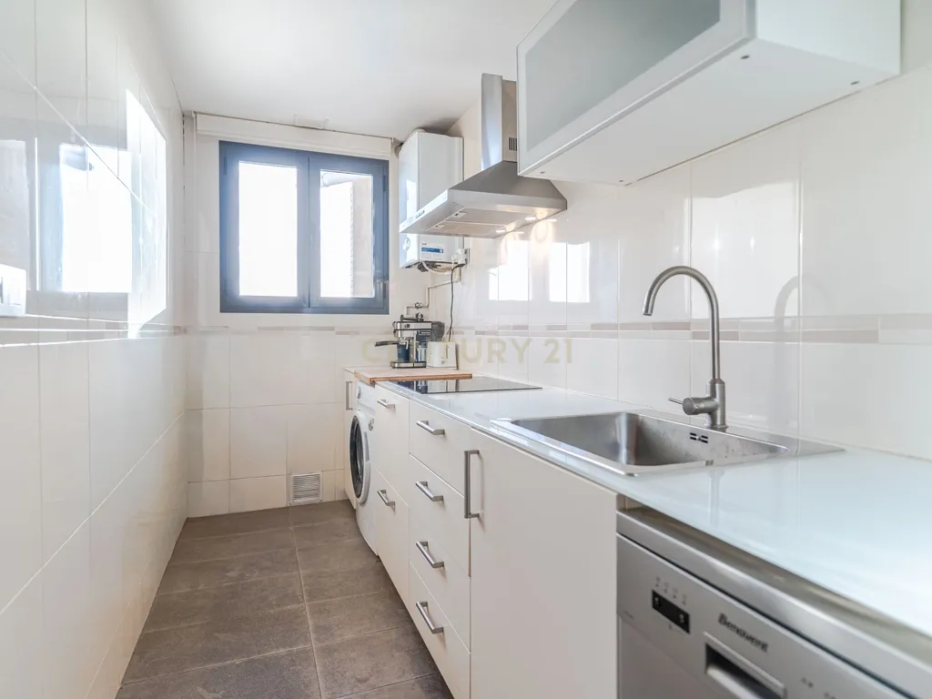 Apartamento T2 com Terraço em Granada, Andalucía - Image 15