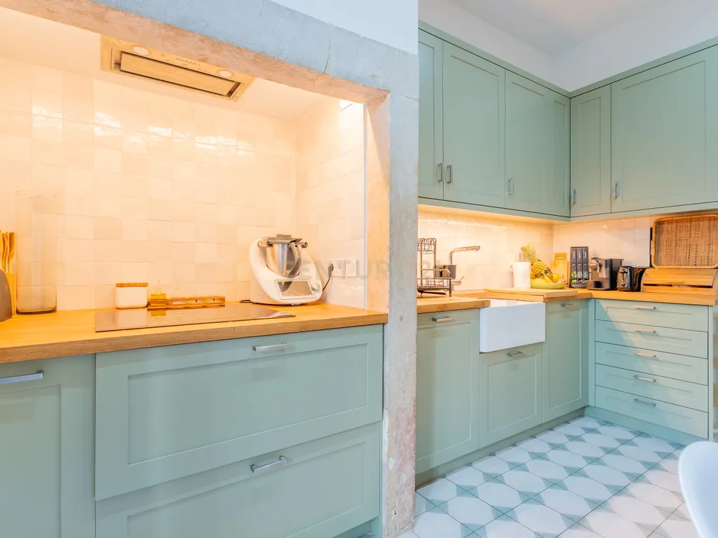 Apartamento T5 de Charme com Jardim Privativo nas Avenidas Novas | Avenida 5 de Outubro, Lisboa - Image 18