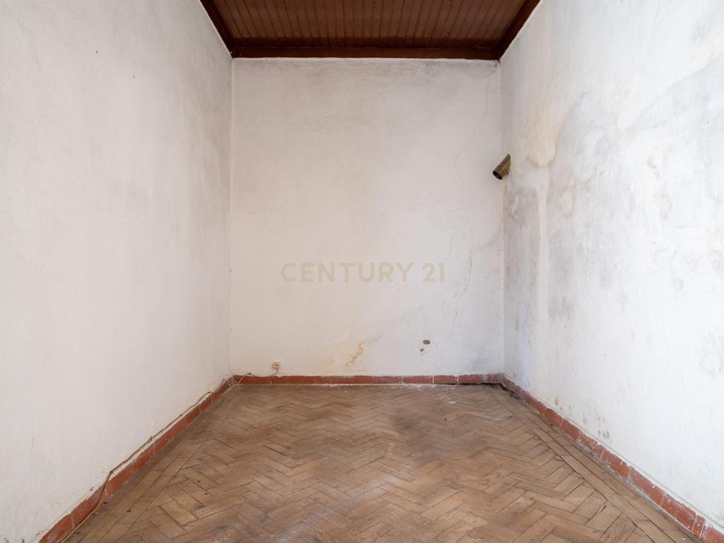 Casa para Recuperação em Cartaxo com Vista Panorâmica - Image 40