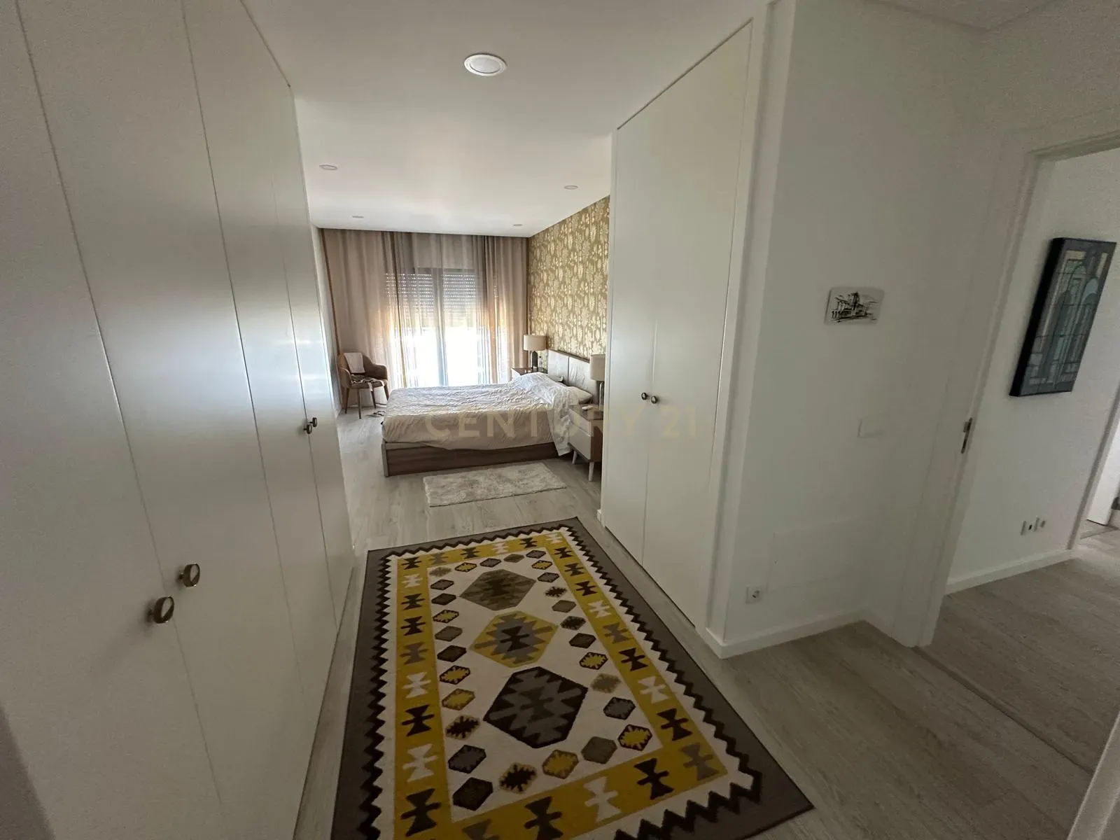 Penthouse de Luxo T3 com Suíte e Loft – Quinta de Santa Teresa, Charneca - Image 8