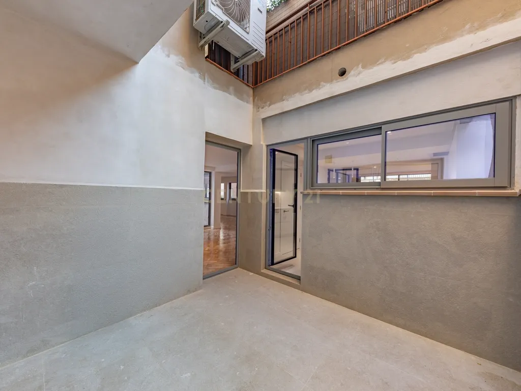 Espetacular apartamento renovado de 220 m² com 4 quartos - Image 28