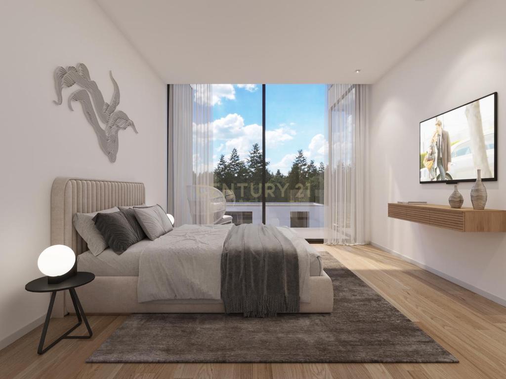 Luxuosa Moradia T3 em Vila Nova de Gaia com Piscina e Jardim - Image 20