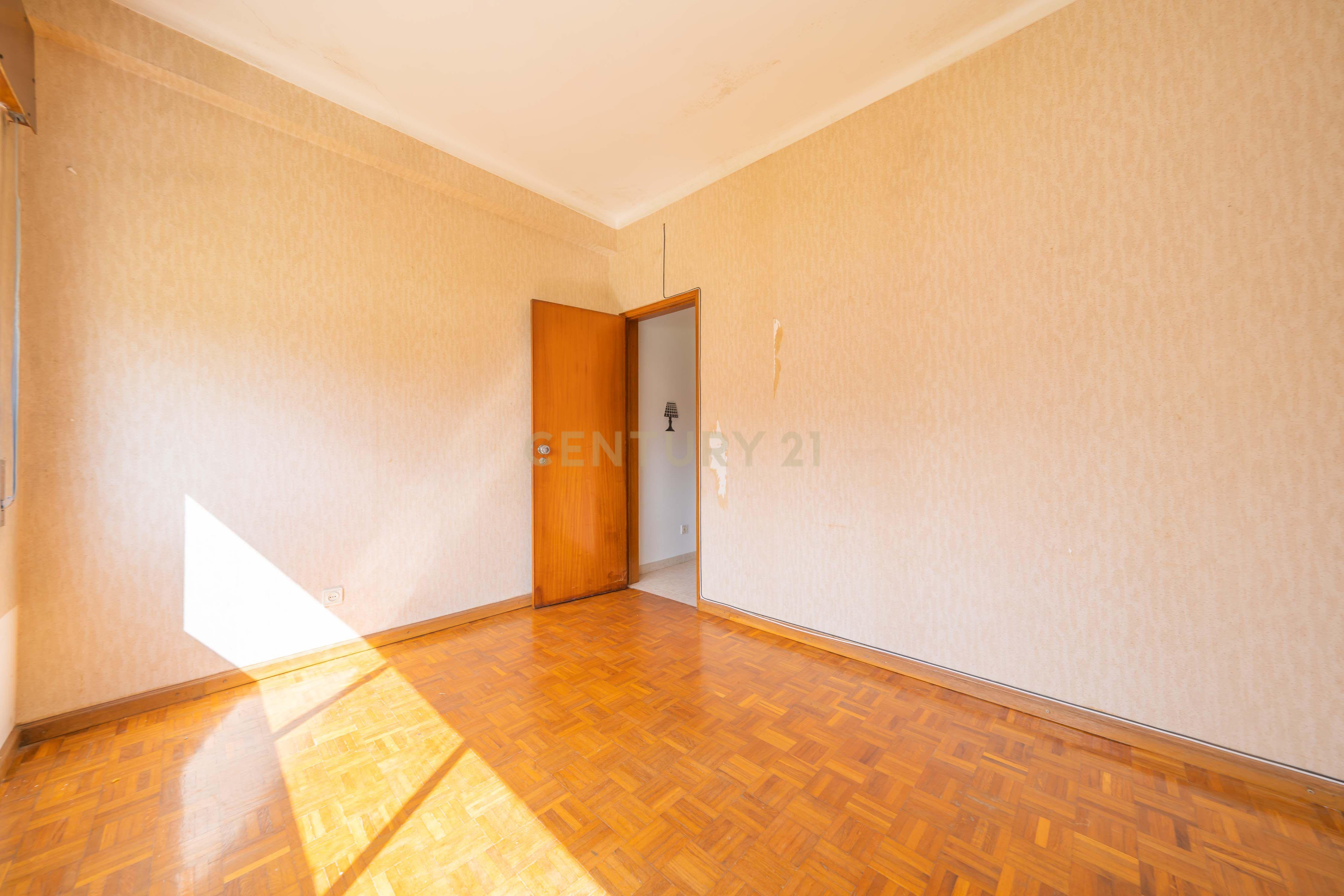 Apartamento T3, Pronto Habitar, no Padre Nabeto, Aires - Image 22