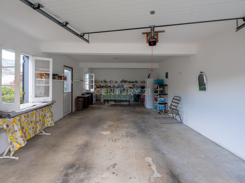 🏡 T3 com garagem na Ribeirinha – Ribeira Grande - Image 23