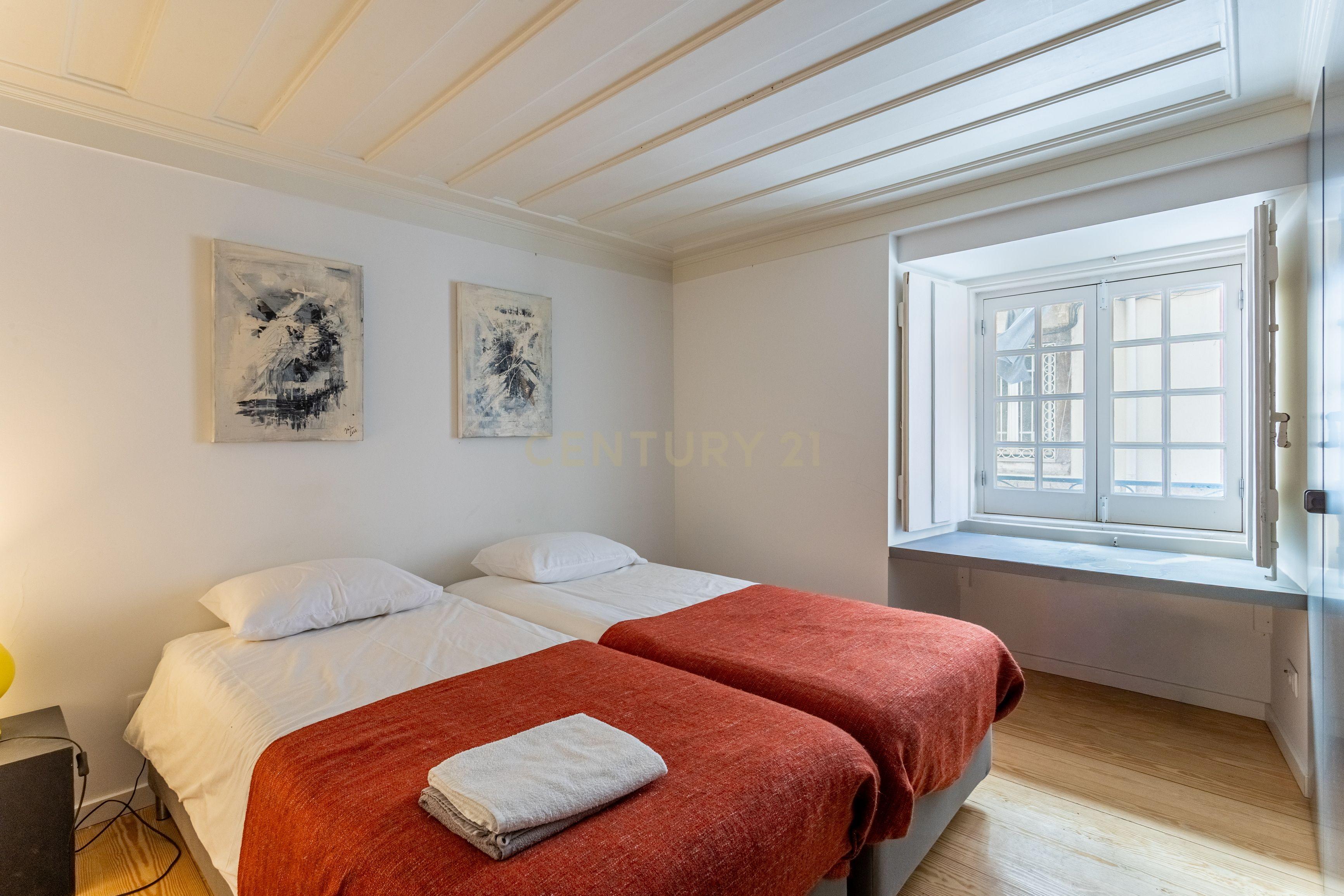Fotografia 9 de Apartamento T1 renovado no coração da Misericórdia, Lisboa