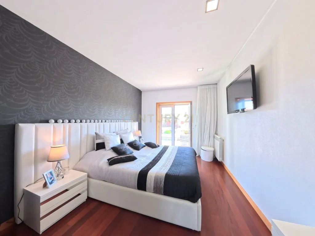 Moradia T4 em Esposende com Jardim e Garagem - Image 21