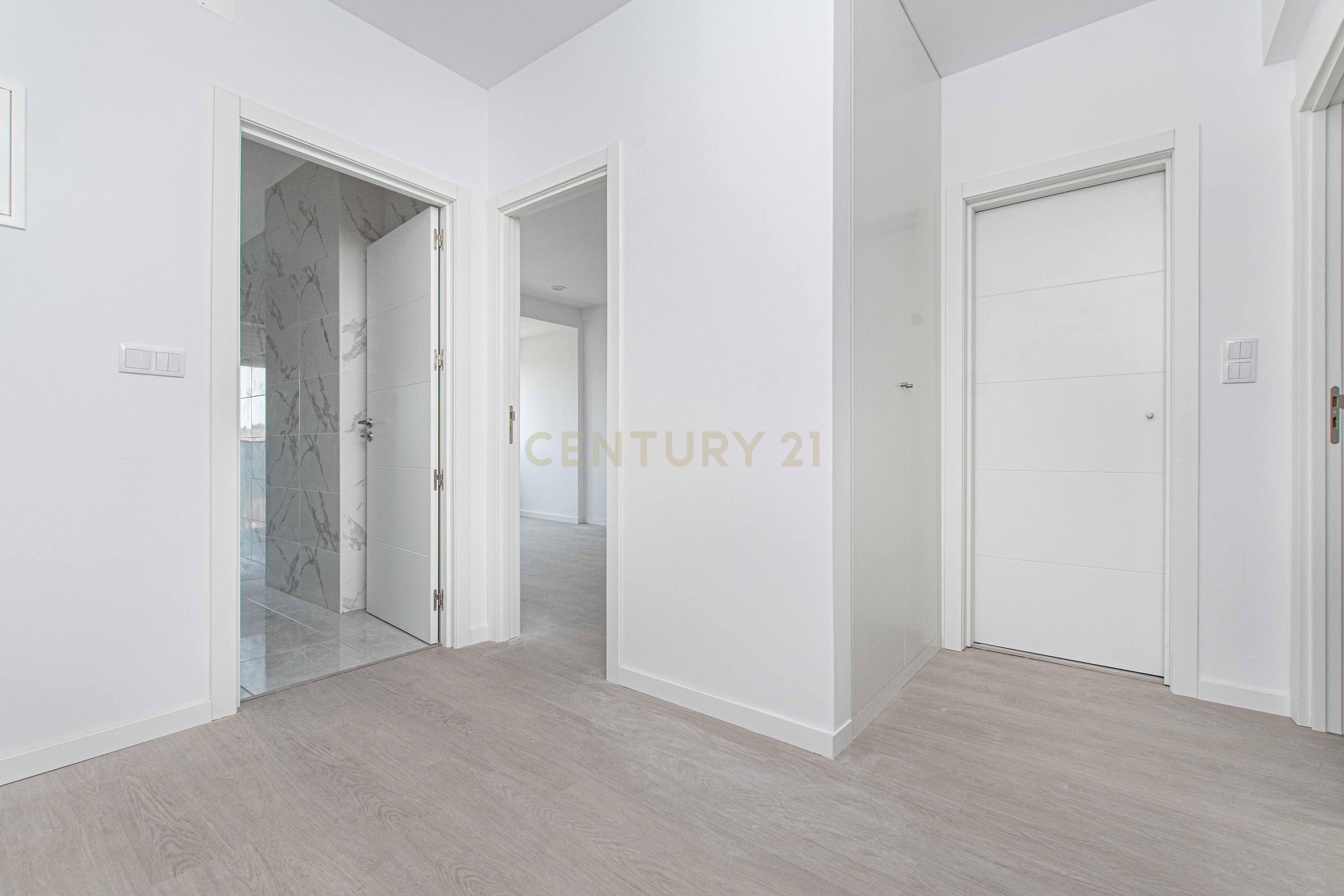 Fotografia 6 de Apartamento T2 Totalmente Remodelado | Odivelas