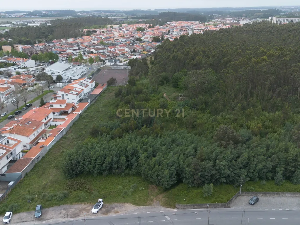 Terreno com Projeto de Loteamento Aprovado – Moreira, Maia - Image 2