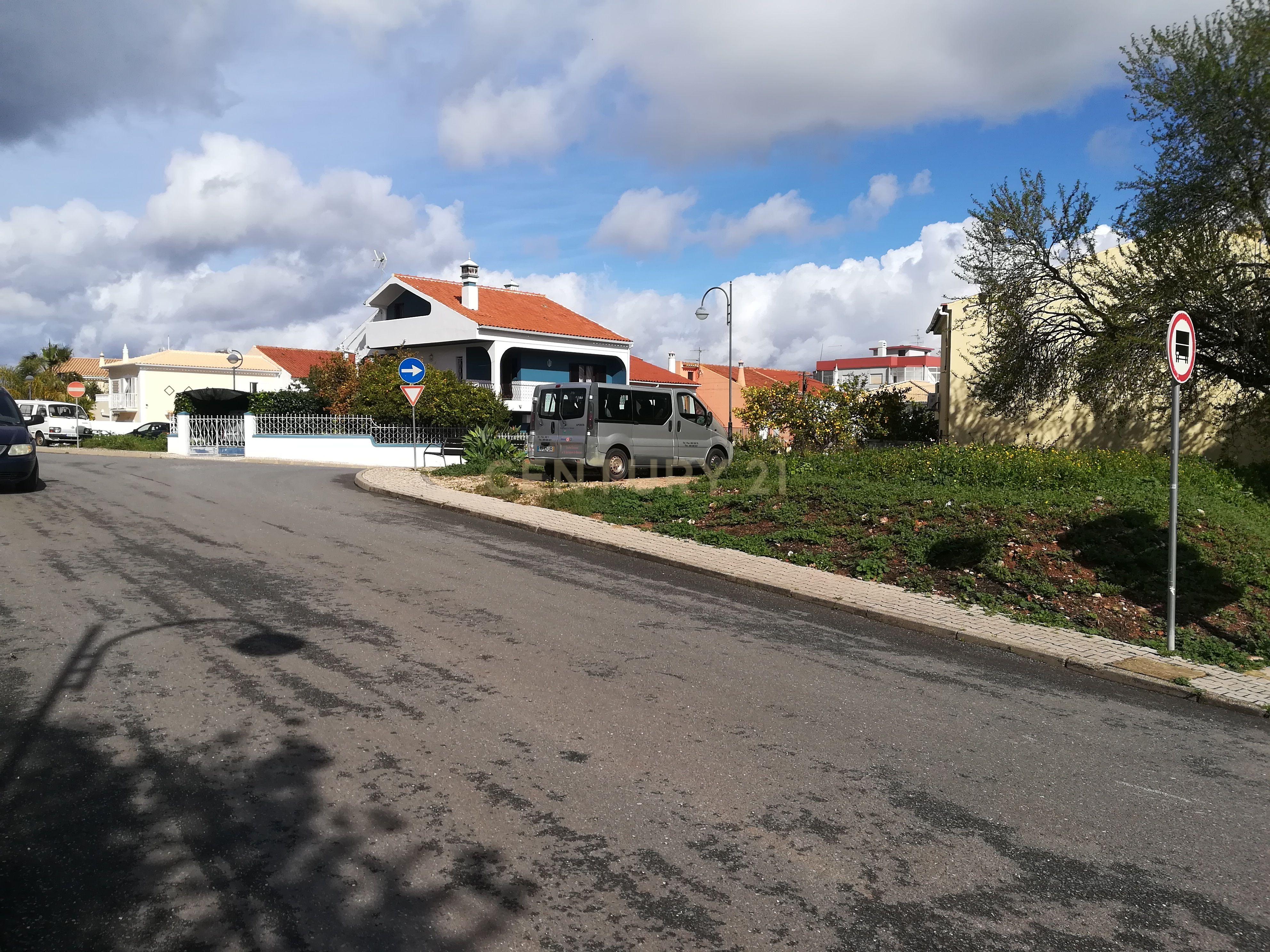 Fotografia 11 de Terreno Urbano para construção de moradia em São Bartolomeu de Messines, Silves