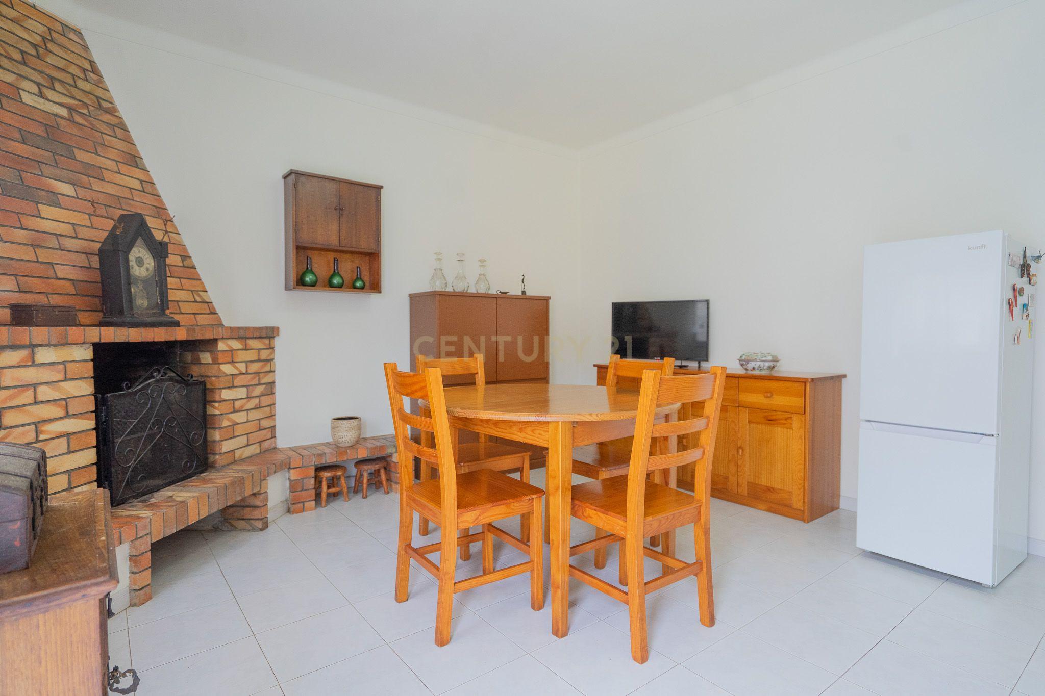 Moradia T3 com jardim e logradouro - Lousã em zona tranquila - Image 12