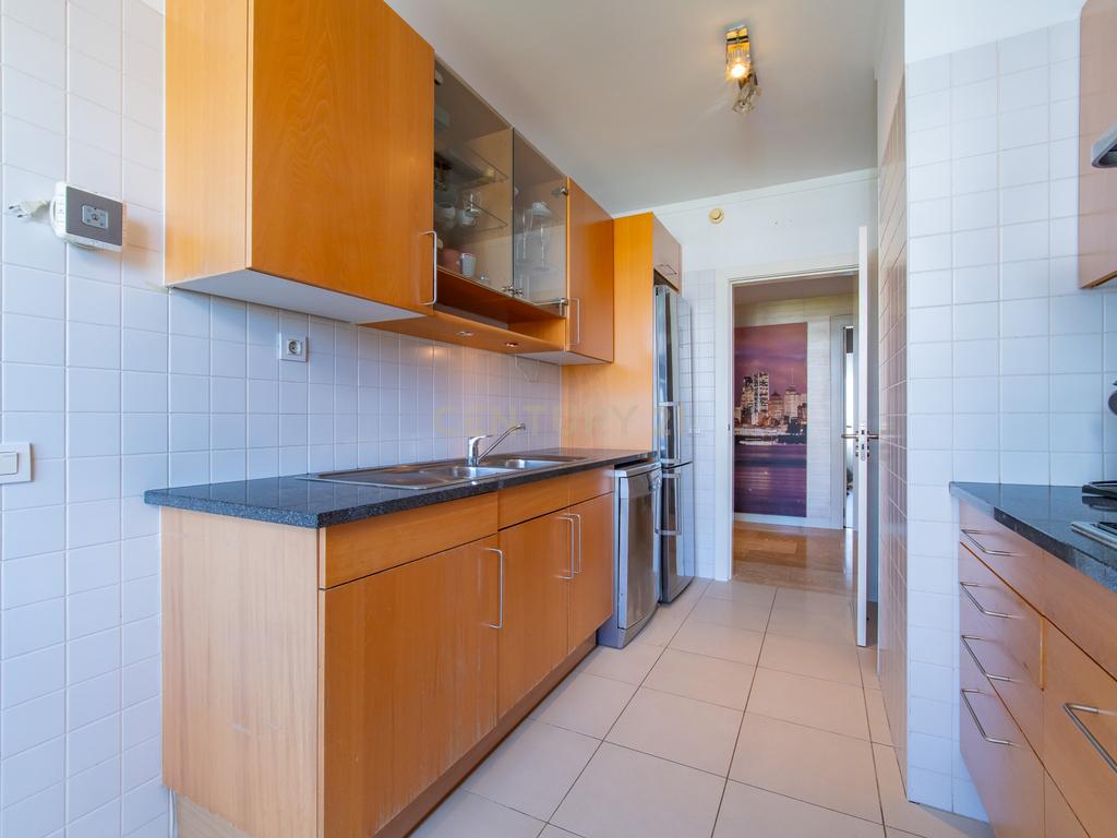 Apartamento T2 de Luxo Mobilado para arrendamento no Condomínio Pateo Central - Image 23