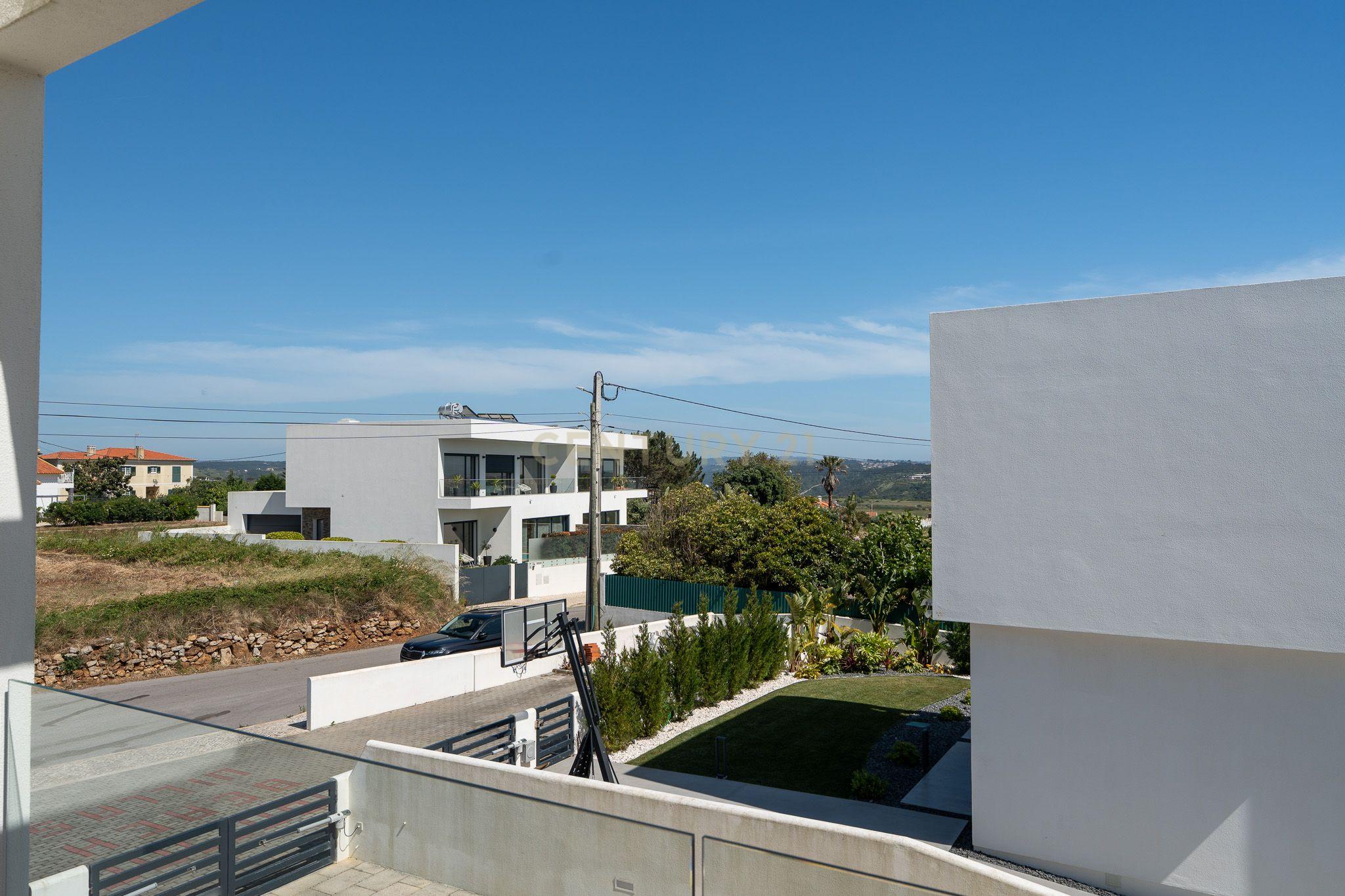 Oportunidade Única em Ribamar – Vista Mar, Qualidade e Localização de Excelência - Image 101