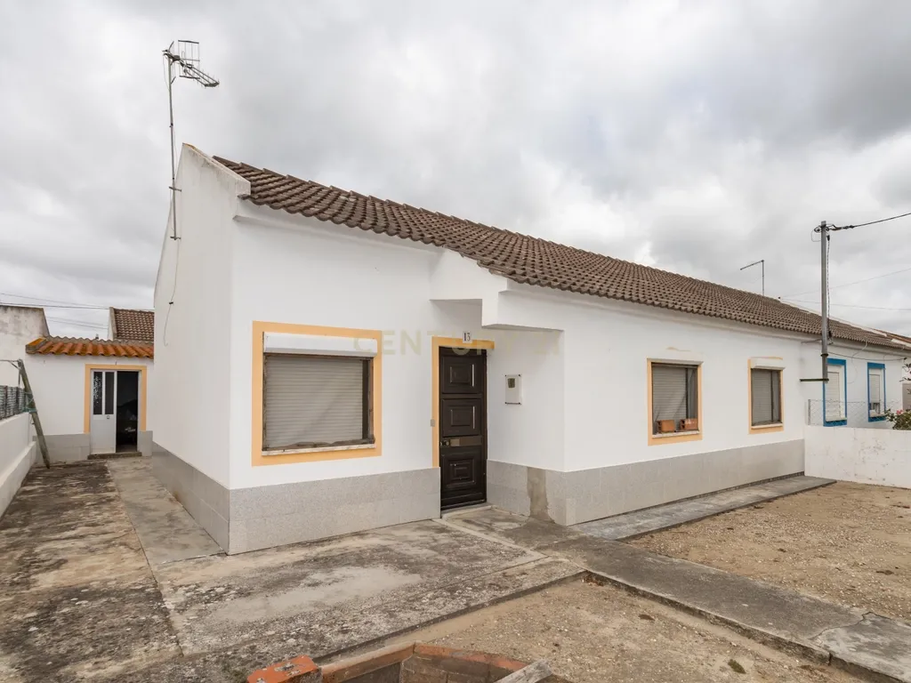 Moradia T3 com Sótão, Quintal e Excelente Potencial – Bairro Montevil, Alcácer do Sal - Image 31