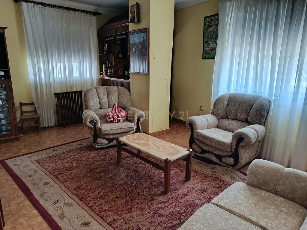 Moradia T4 com Terreno - Salsas - Bragança - Image 27