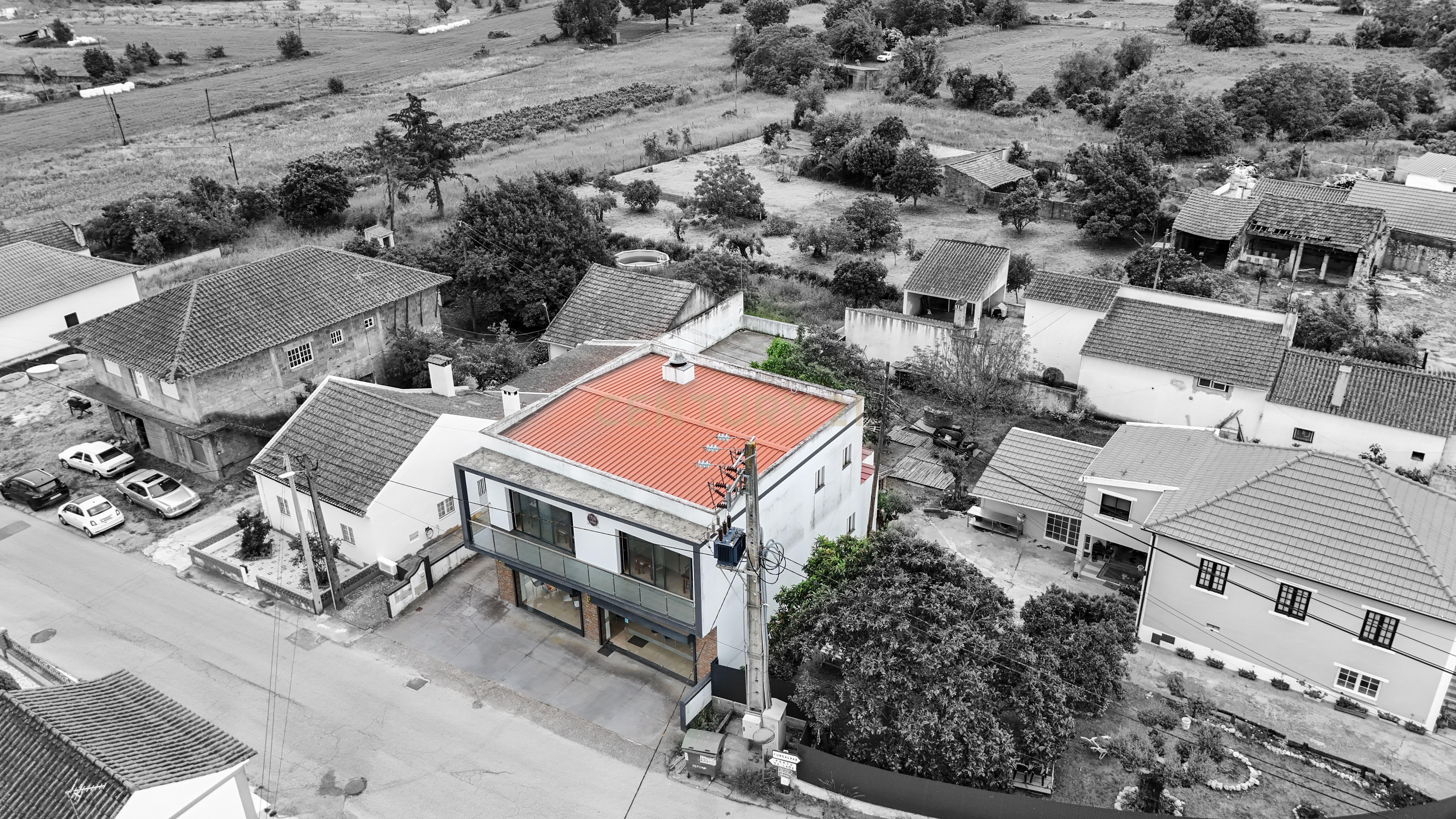Fotografia 6 de Café em Paço da Comenda com Acesso Direto e Espaço Aberto