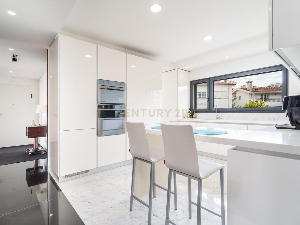 Requintada Penthouse T6 em Celas - Coimbra - Image 6