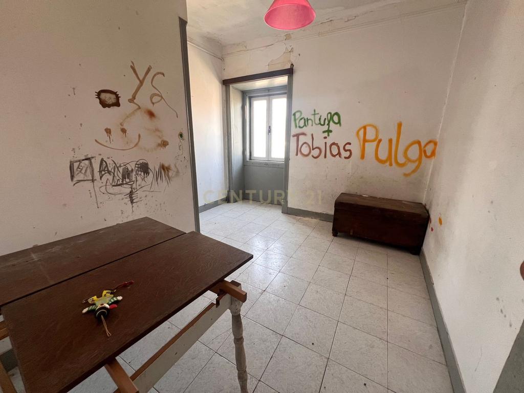 Prédio com terreno para construção e 3 Casas com frente para 2 ruas - Image 11
