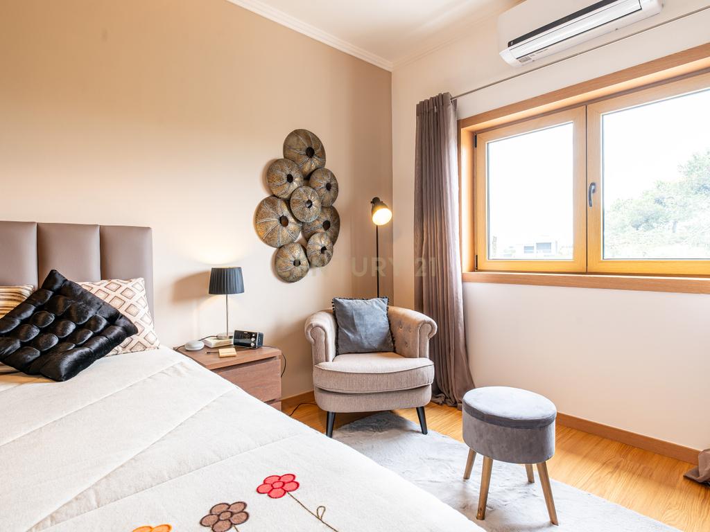 Apartamento T3+1 com Sótão de 100m² na Abrunheira – Oportunidade Única!   - Image 21