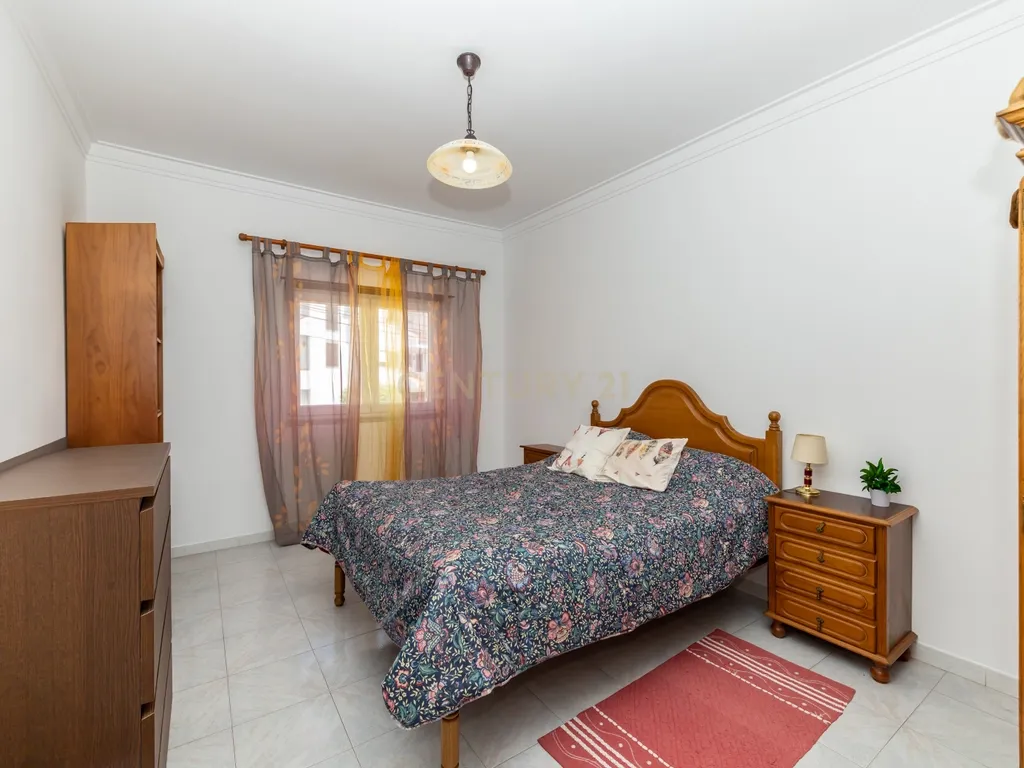 T3 + T1 com Garagem e Logradouro em Corroios, Seixal, Setúbal - Image 21