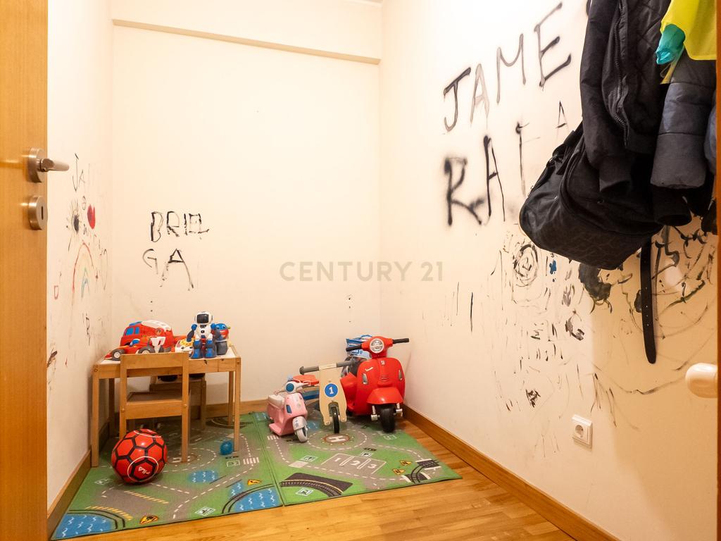 Apartamento T2+1 com terraço, Matosinhos - Image 19