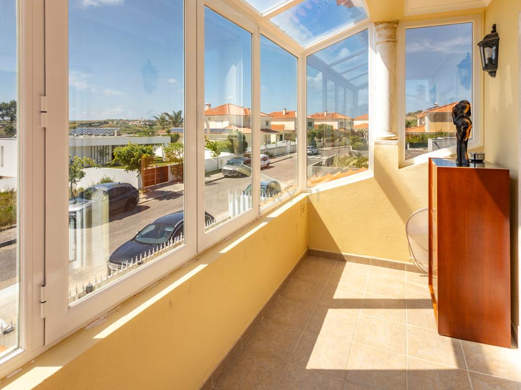 Moradia T3 exclusiva – Urbanização Vistas do Atlântico, São Pedro da Cadeira, Torres Vedras - Image 37