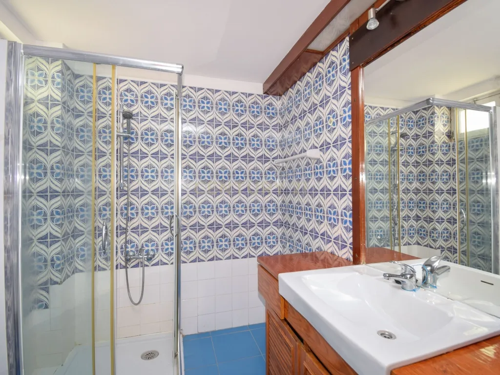 Apartamento T1 com Vista Mar em Carcavelos - Image 11