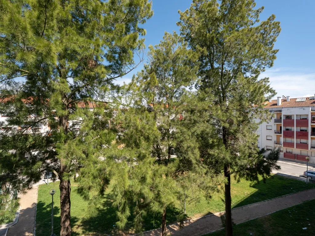 Apartamento T3 Janelas do Parque no Montijo - Image 36