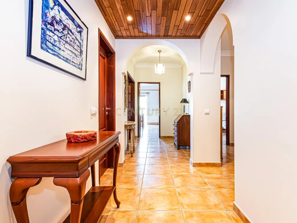 Apartamento T3 com 180 m² a 5 minutos da Praia do Vau – Portimão - Image 2