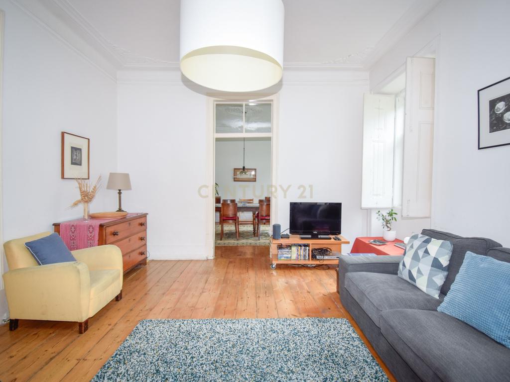 Apartamento T5 em Arroios: mais espaço, mais conforto e mais Família! - Image 11