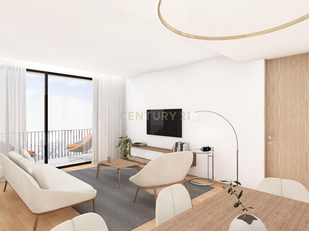 Apartamento T2+1(T3) último piso na cobertura com vista mar, com garagem dupla e arrumos o +1 com luz direta. - Image 14