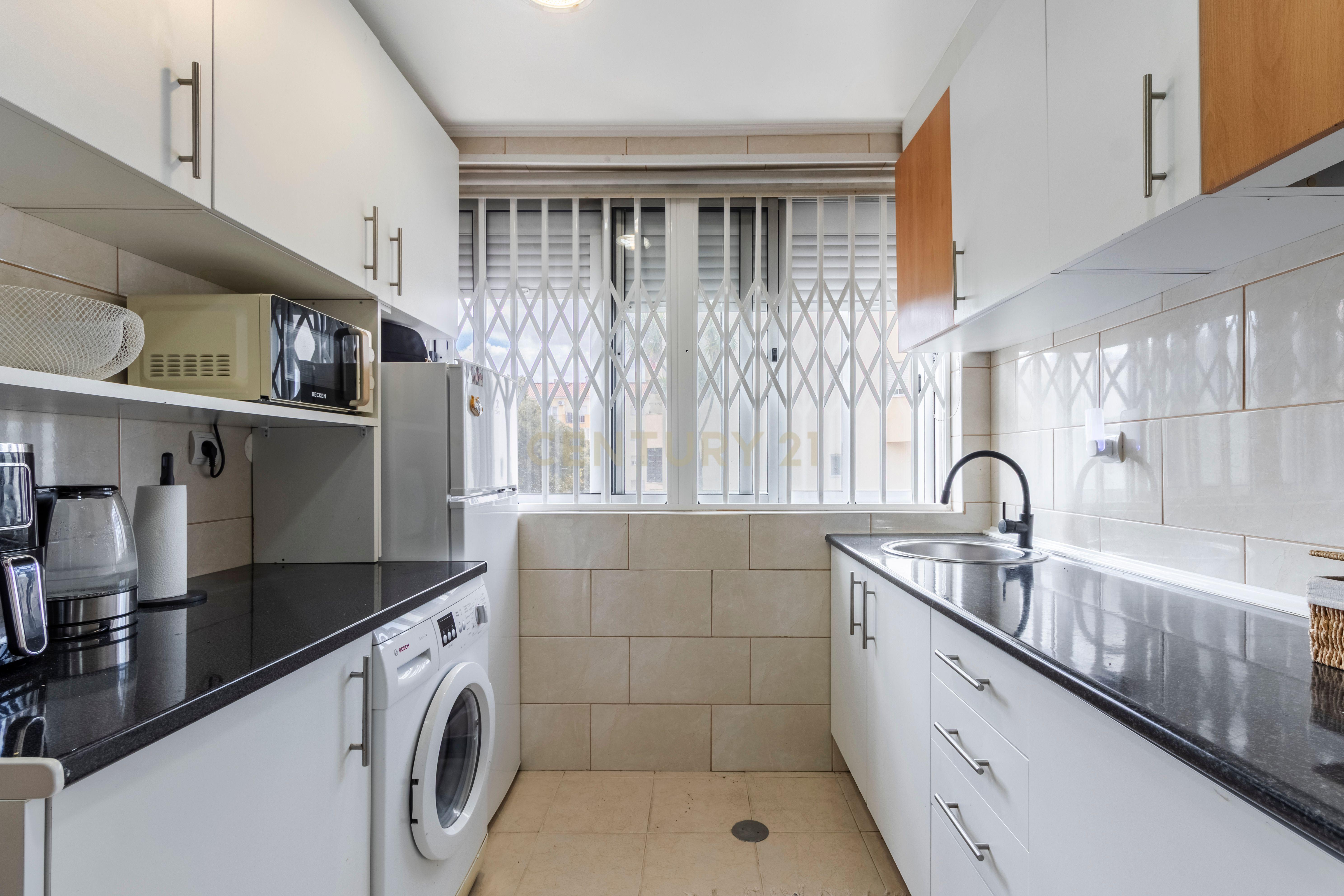 Fotografia 12 de Apartamento T3 com boas áreas e duas casas de banho | Vale Flores, Feijó