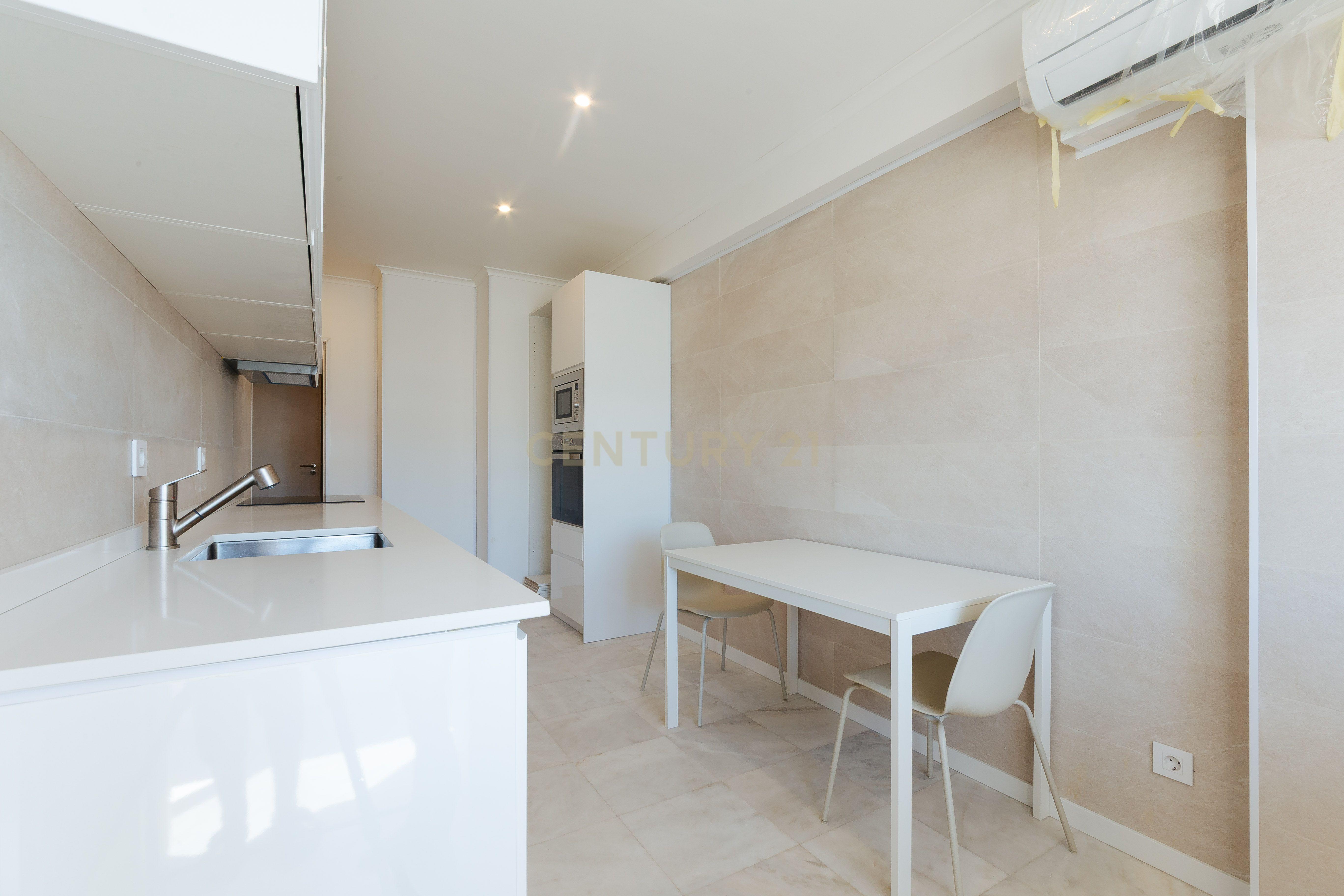 Apartamento T4 à venda em Moscavide e Portela, Loures — foto 9