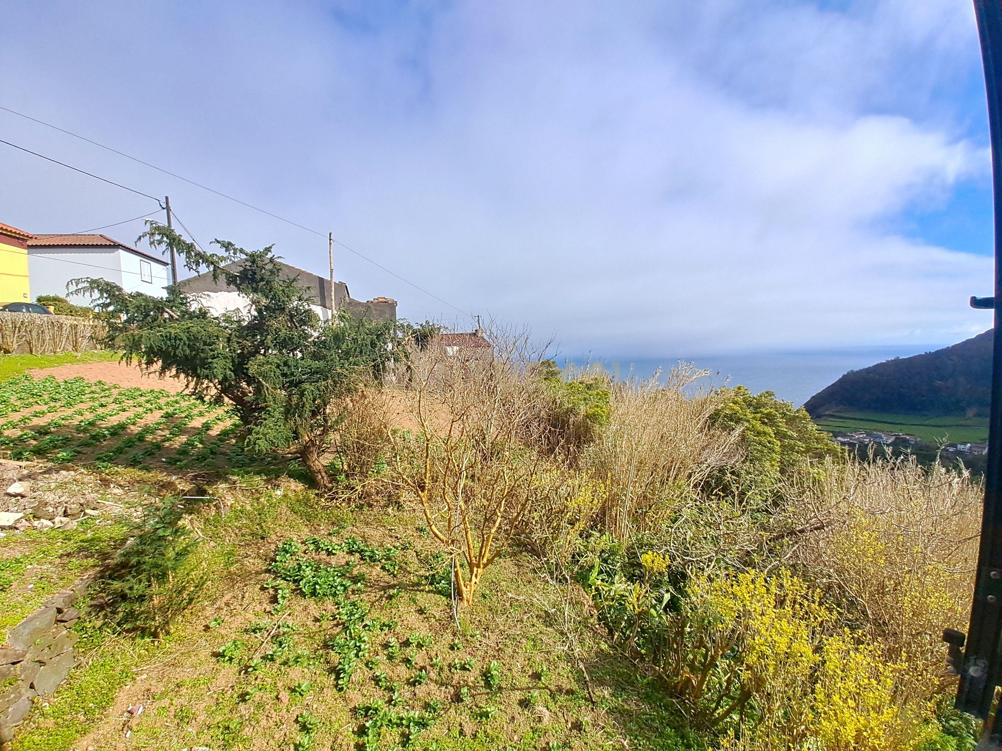 Casa T1 + 1 em Povoação, Ilha de São Miguel - Tranquilidade e Luz Natural - Image 18
