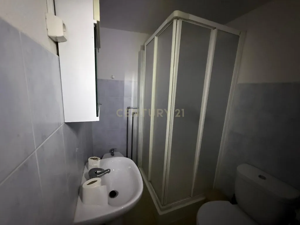 Moradia T9 com 3 pisos em Sardoal – Excelente Oportunidade de Investimento - Image 21