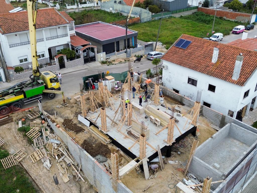 Moradia Nova em Construção – Fernão Ferro - Image 50
