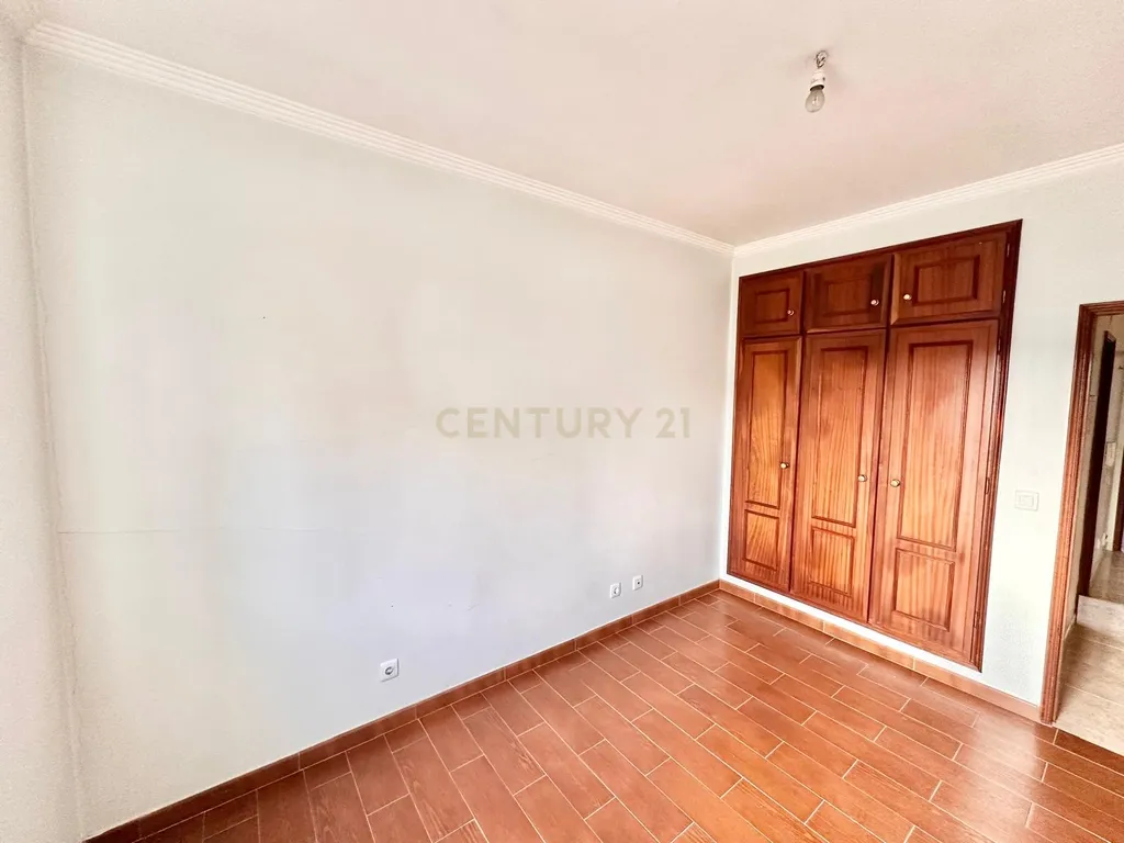Moradia T3 - Quinta do Conde - Image 16
