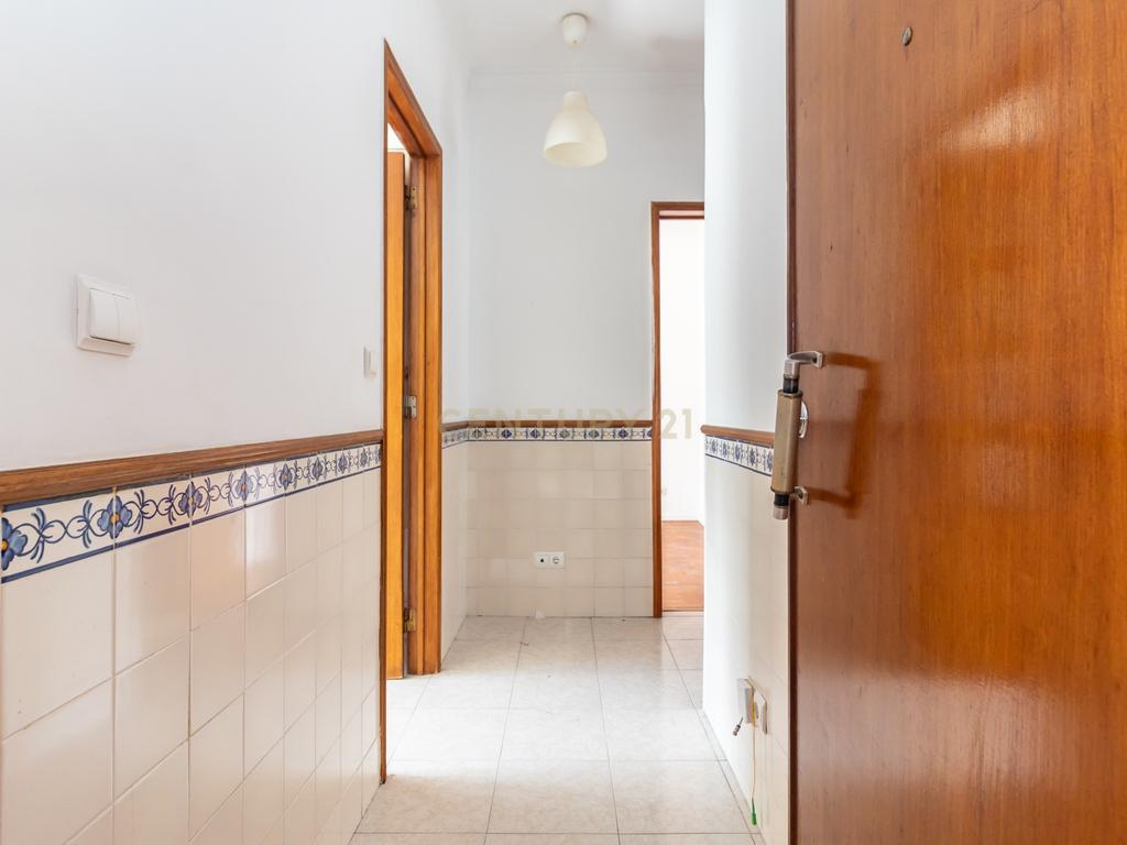 Apartamento T2 Paivas - Image 1