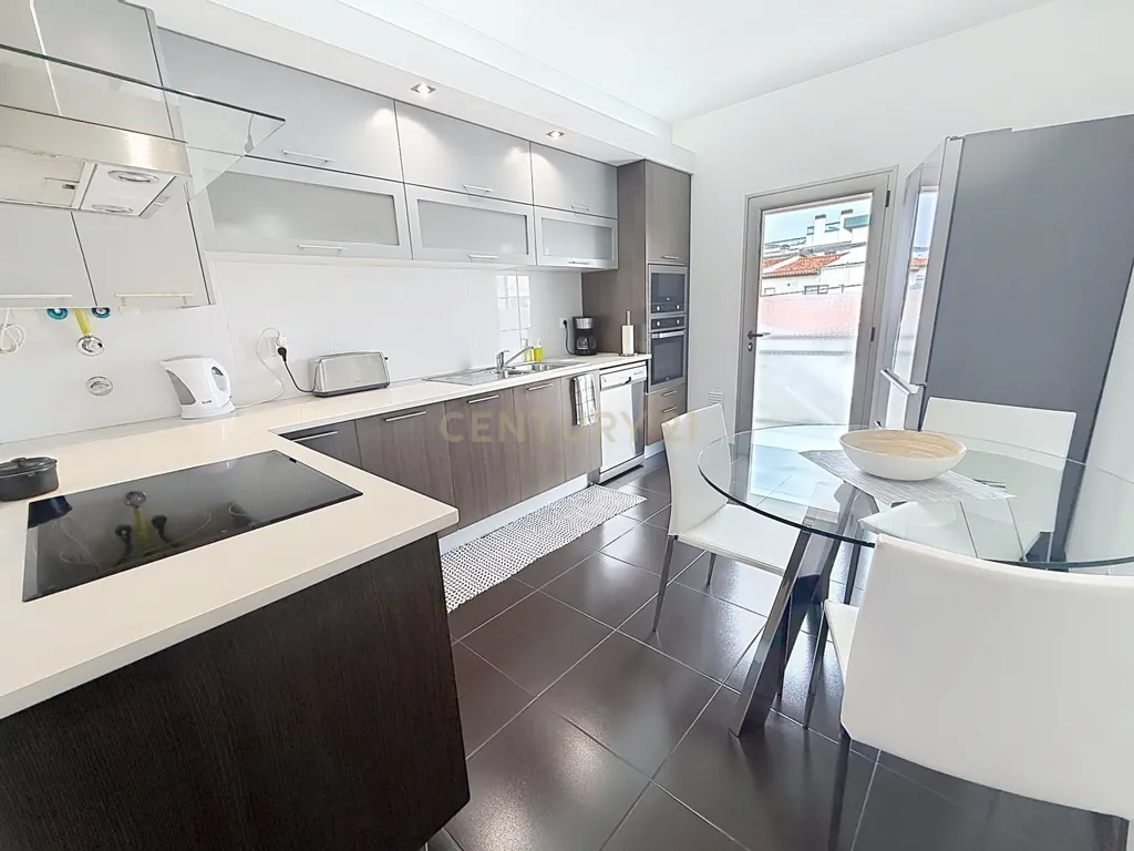 Apartamento T2 em Nazaré, Leiria - Perto da Praia e Comércio - Image 20