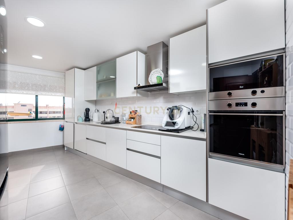 Apartamento T2 + 1 em Agualva-Cacém - Image 2