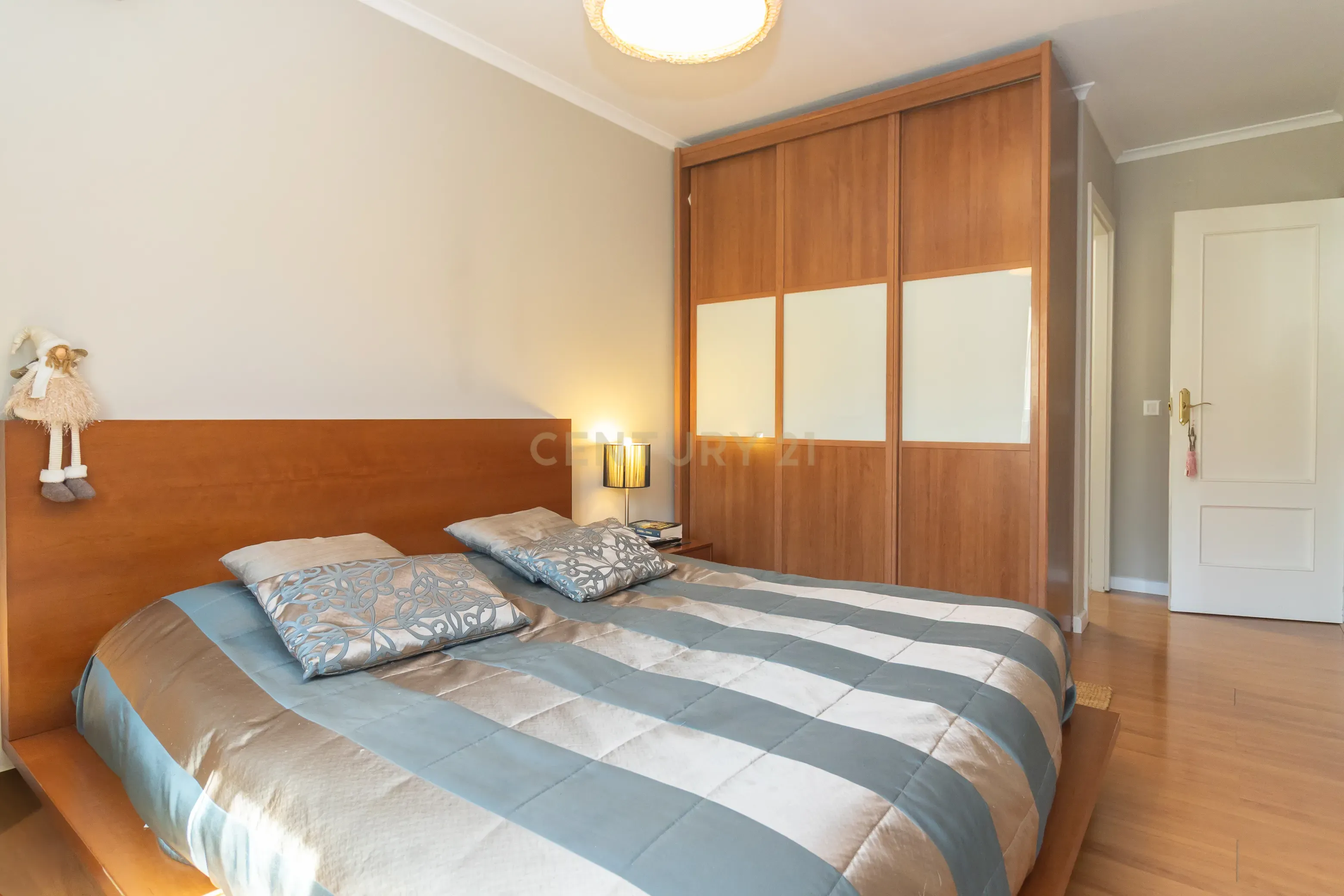 Apartamento T3 nas Colinas da Arrábida - Image 23