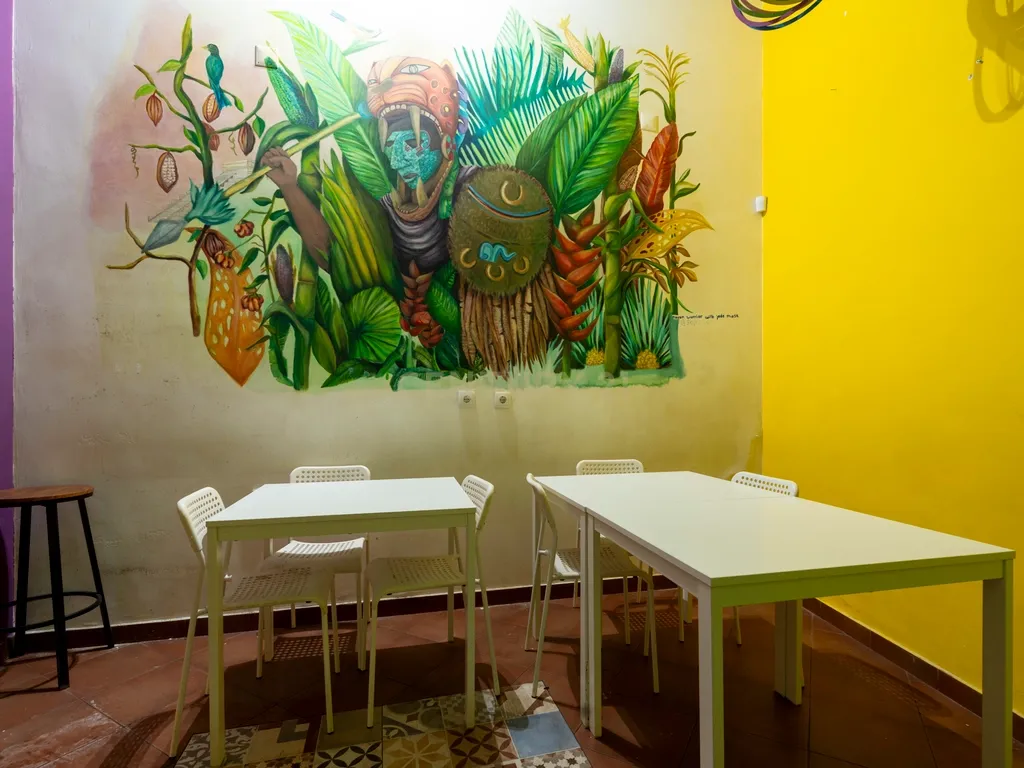 OPORTUNIDADE! ESPAÇO DE RESTAURAÇÃO MUITO BEM DECORADO E TOTALMENTE EQUIPADO EM LOCALIZAÇÃO CENTRAL DE LISBOA, GRANDE POTENCIAL PARA O SEU NEGÓCIO! - Image 28