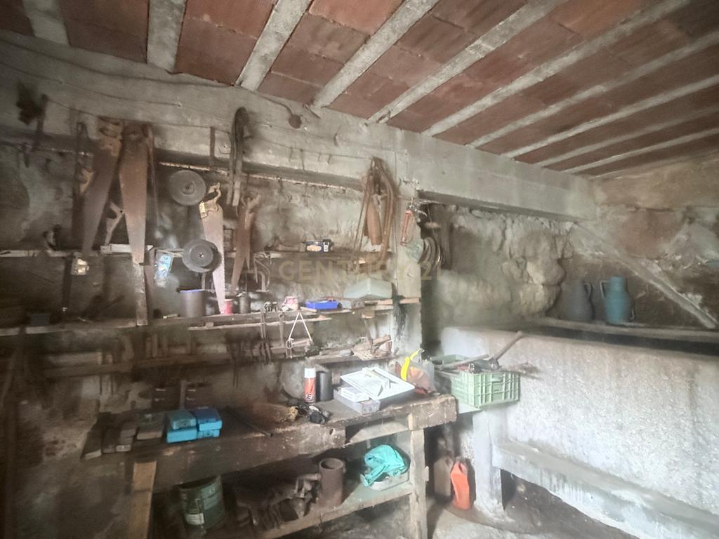 Casa de Pedra com potencial no coração do Gerês - perto do Lindoso - Image 27
