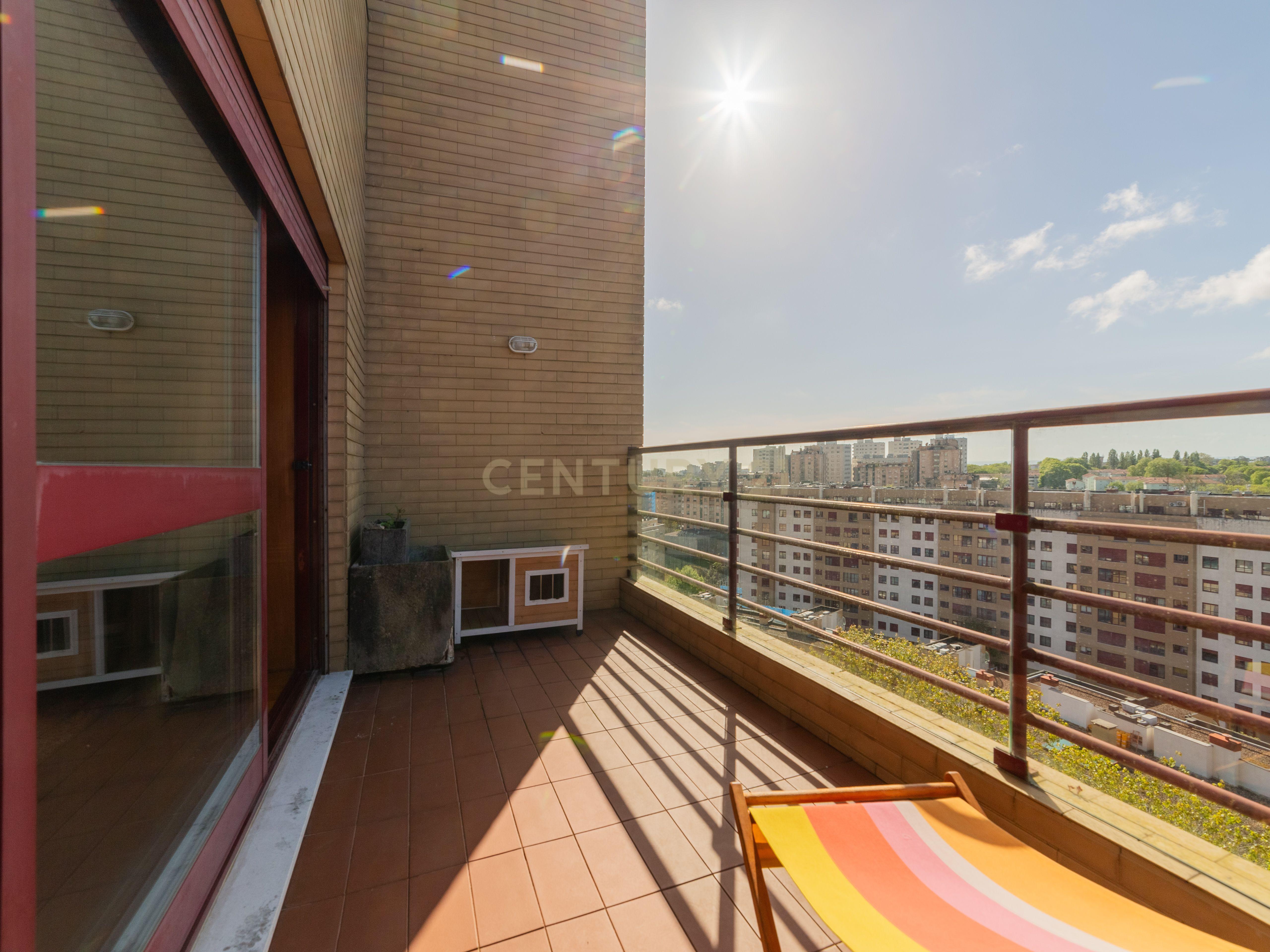 Espectacular T2 na Rua das Andrezas, em condominio fechado, em Ramalde, Porto - Image 25