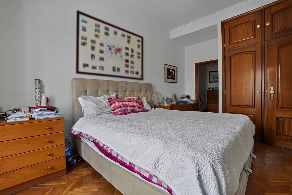 Apartamento Moderno em Campo Grande, Lisboa - 4 Quartos e Vista Panorâmica - Image 25