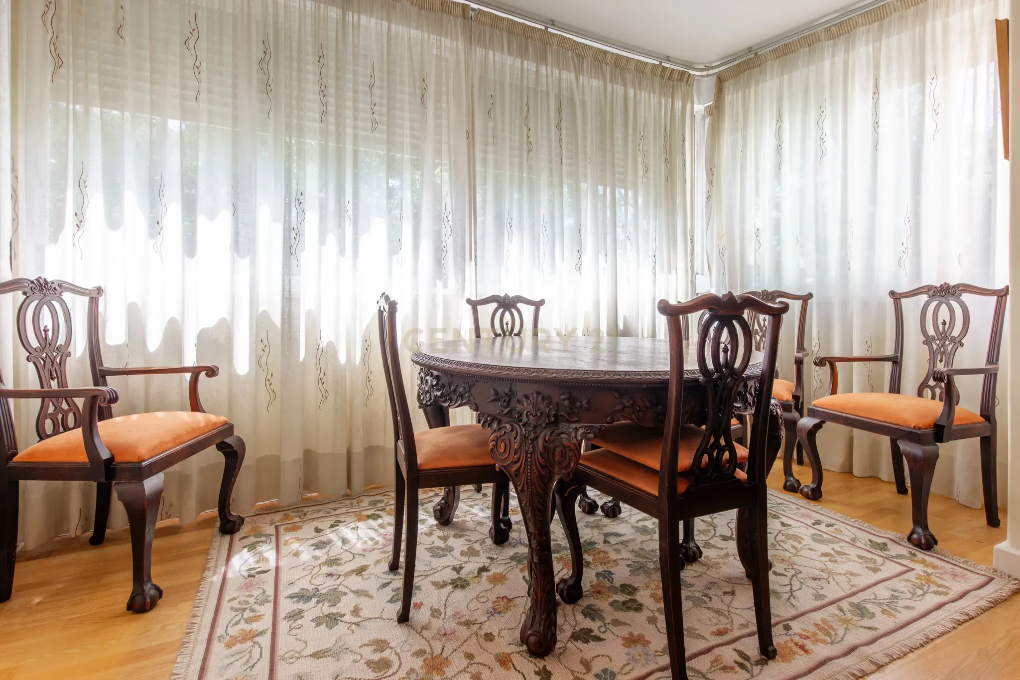 Fotografia 10 de Apartamento T4, Alfragide com arrecadação