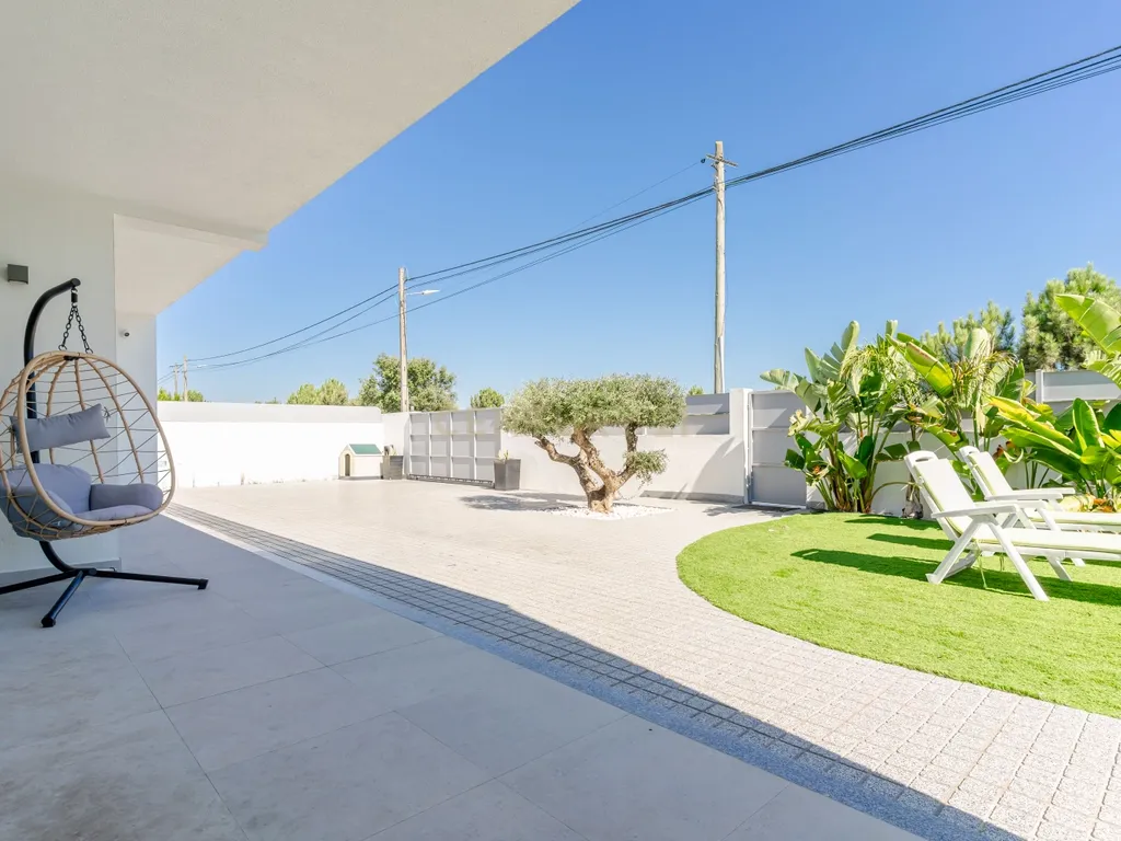 Moradia T4 Térrea de excelência com piscina e casa independente de 50m2 | Quinta da Marquesa - Image 66