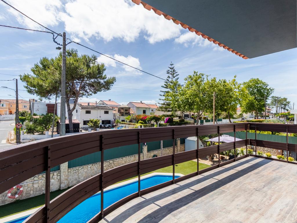 Moradia T4 como nova com piscina na Marisol em Lote de 500m² - Image 86