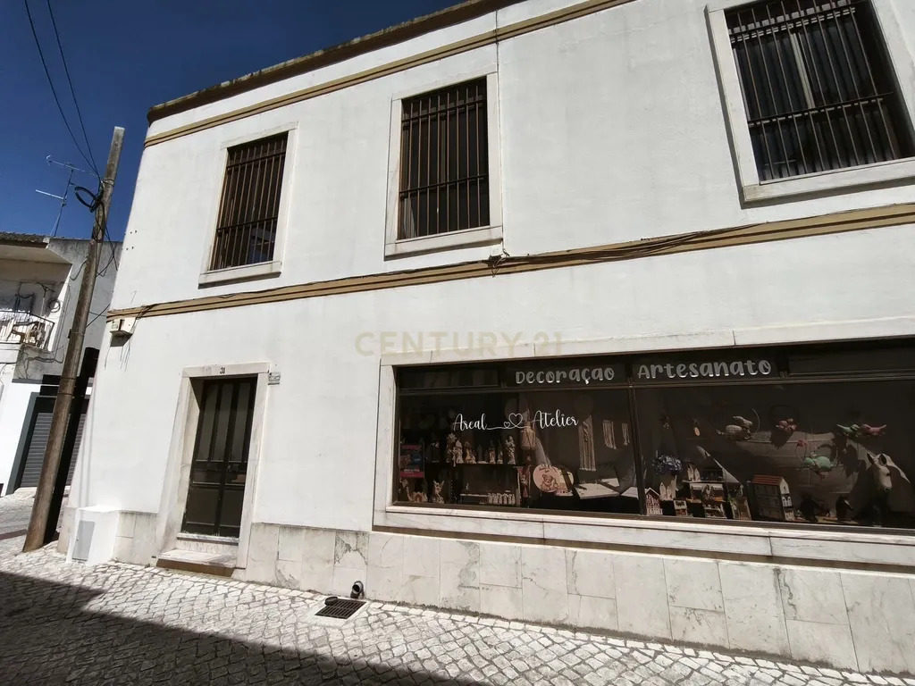 Prédio em Alenquer - Image 3