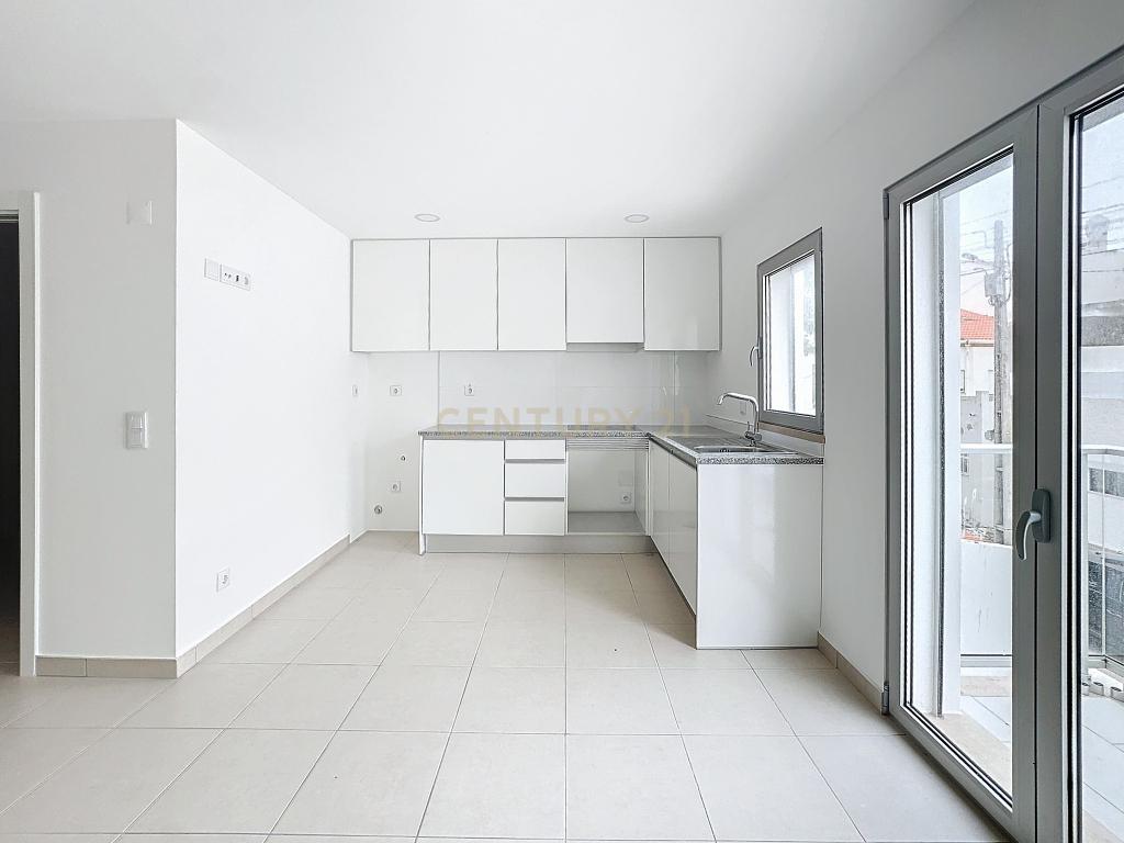 Novo Apartamento Duplex em Nazaré: A Sua Próxima Casa - Image 2