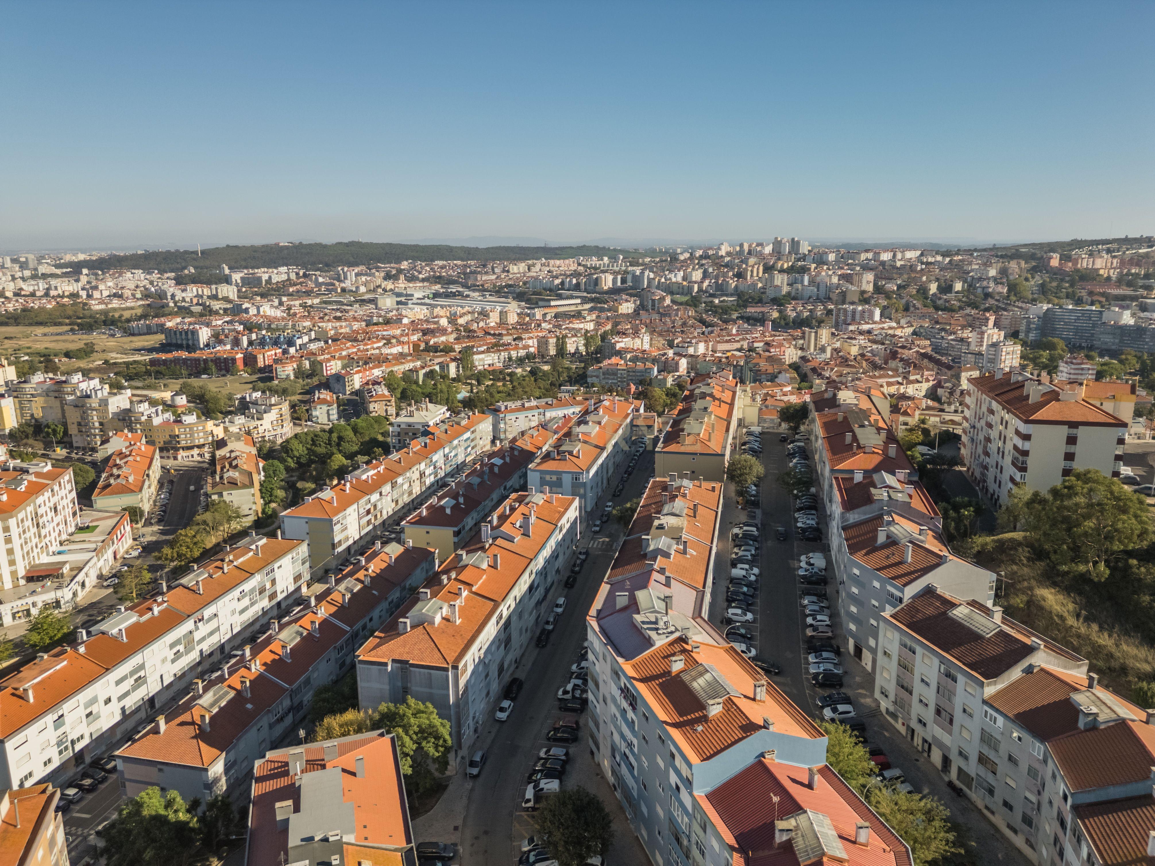 Apartamento T2 à venda em Mina de Água, Amadora — foto 26